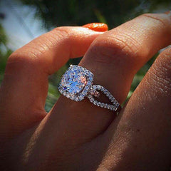 Crystal Round Engagement Ring Cute 925 Silver Zircon Stone Ring Vintage