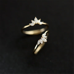 Silver Pavé Crystal Plating 14k Gold Simple Crown Ring