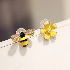 Retro Asymmetric Butterfly Imitation Pearl Earrings Fashion Round Flower