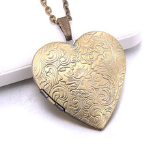 Unique Carved Design Copper Oval Photo Frame Pendant Necklace Charm