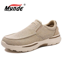 Men Canvas Shoes Fashion Men Casual Shoes Light Non-slip Loafer