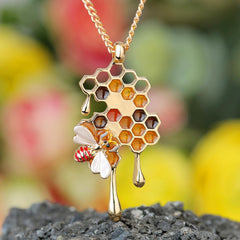 Vintage Honeycomb Choker Gold Bee Snake Chain Pendant Necklaces