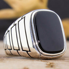 Fashion Generous Rings For Men Simple Black Zircon Geometry Jewelry