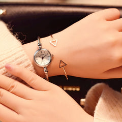 Fashion Gold Bangle Bracelet Women Watches Stainless Steel Retro Ladies Quartz