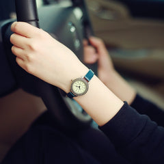 Ladies designer vintage leather women bracelet watches retro