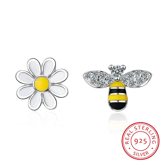 Lovely Asymmetric Bee Sun Flower Zircon Earrings