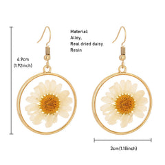 Double Layers Daisy Bee Pendant Dried Flower Resin Collar Lovely Tiny Honey Necklace