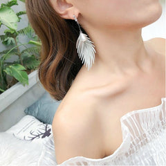 Retro Asymmetric Butterfly Imitation Pearl Earrings Fashion Round Flower