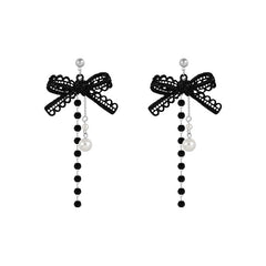 Retro Asymmetric Butterfly Imitation Pearl Earrings Fashion Round Flower