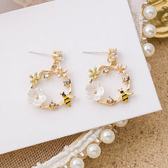 Hollow Wreath Flower Crystal Zircon Sweet Bee Butterfly Stud Earring