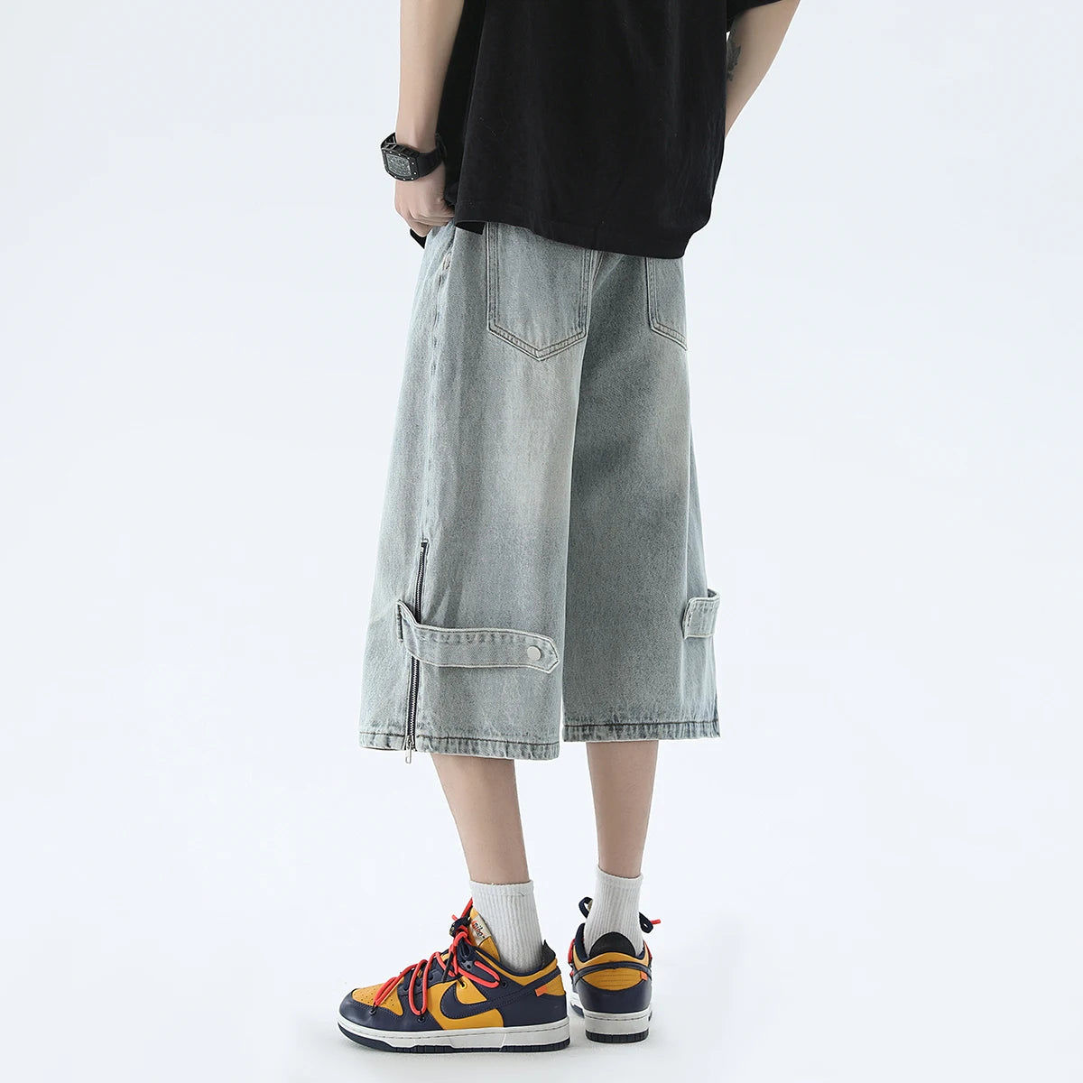 Style Zipper Decor Men's Jeans  Wide Leg Shorts