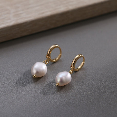Fashion Irregular Pearl Dangle Earrings