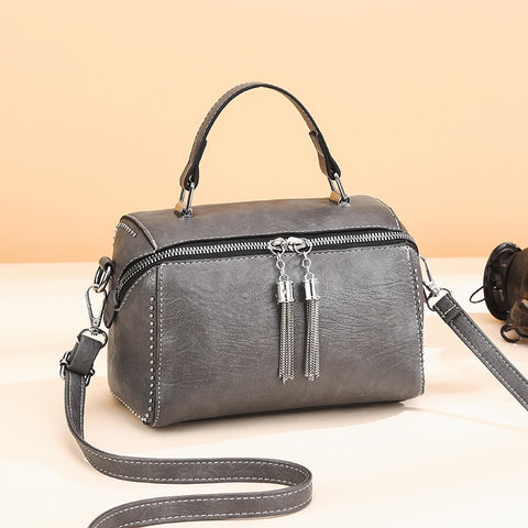Brand Women Leather Handbags Fashion Rivet Female Bag Multicolor