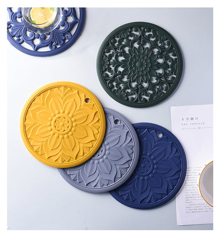 3pcs/set 20cm Round 3D Embroider Silicone Placemat Tableware