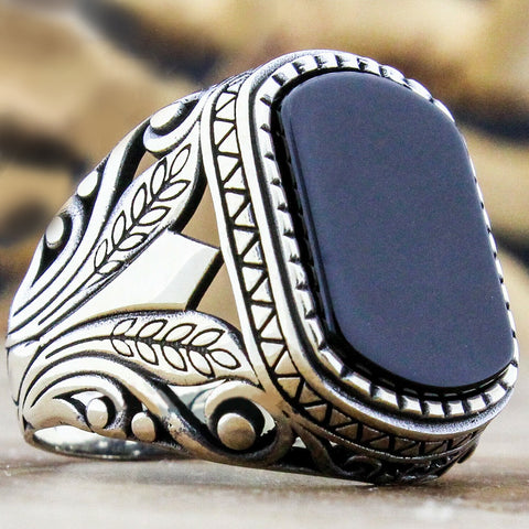 Fashion Generous Rings For Men Simple Black Zircon Geometry Jewelry