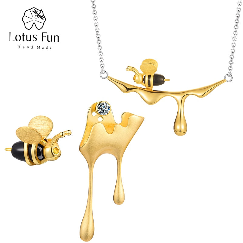 Bee and Dripping Honey Pendant Necklace Women