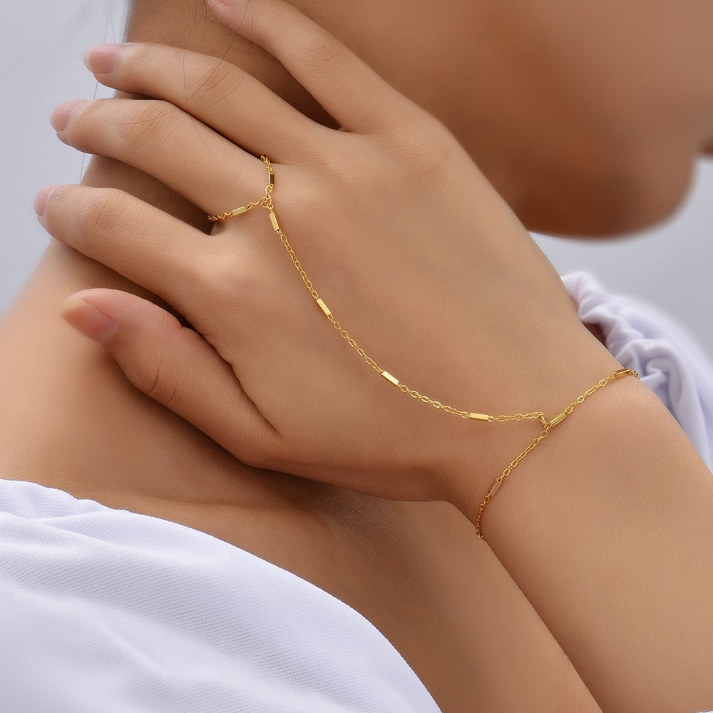 Simple Heart Pendant Chain Link Connected Gold Metal Wide Finger Ring Bracelets