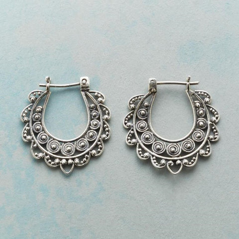 Vintage Metal Scalloped Red Crystal Zircon Earrings Classic