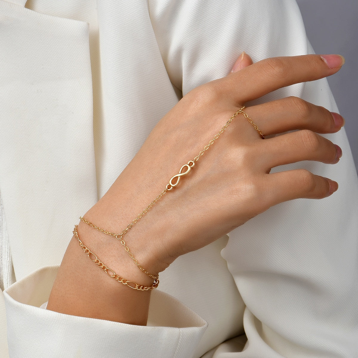 Simple Heart Pendant Chain Link Connected Gold Metal Wide Finger Ring Bracelets