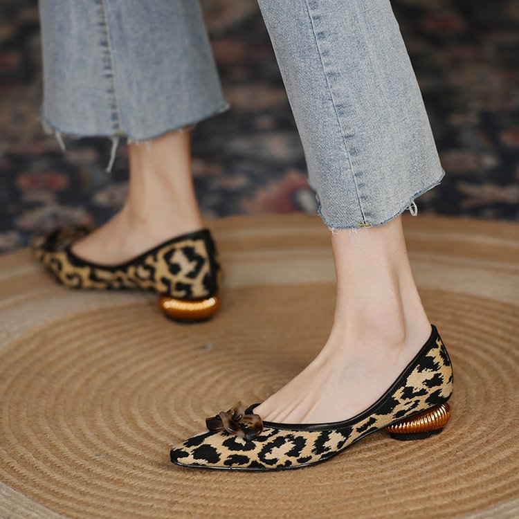 Leopard Print Sexy Pointed Pin Buckle Flat Flat Heel Comfortable Loafers