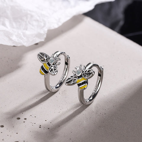 Style Cute Insect Bee Daisy Flower Stud Earrings